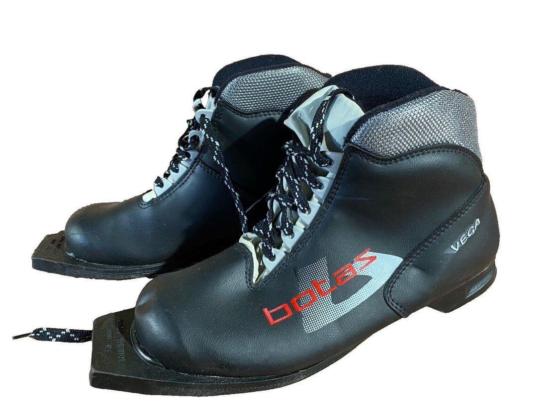 Botas Nordic Cross Country Ski Boots Size EU38 US6 Touring Norm 3pin 50mm 1783