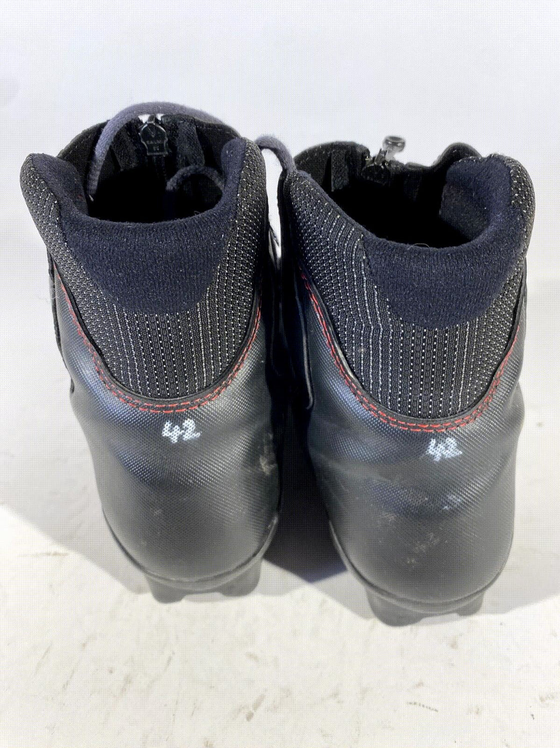 Salomon Escape Nordic Cross Country Ski Boots Size EU42 US8.5 SNS Profil 2122