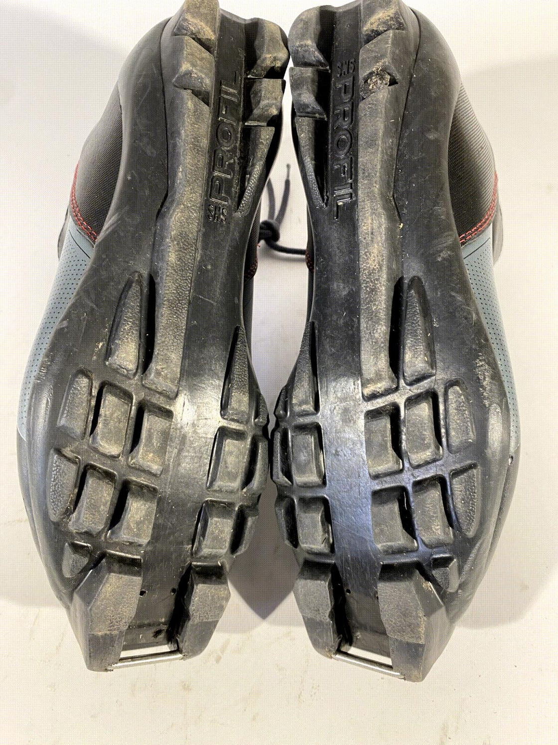 Salomon Escape Nordic Cross Country Ski Boots Size EU42 US8.5 SNS Profil 2122