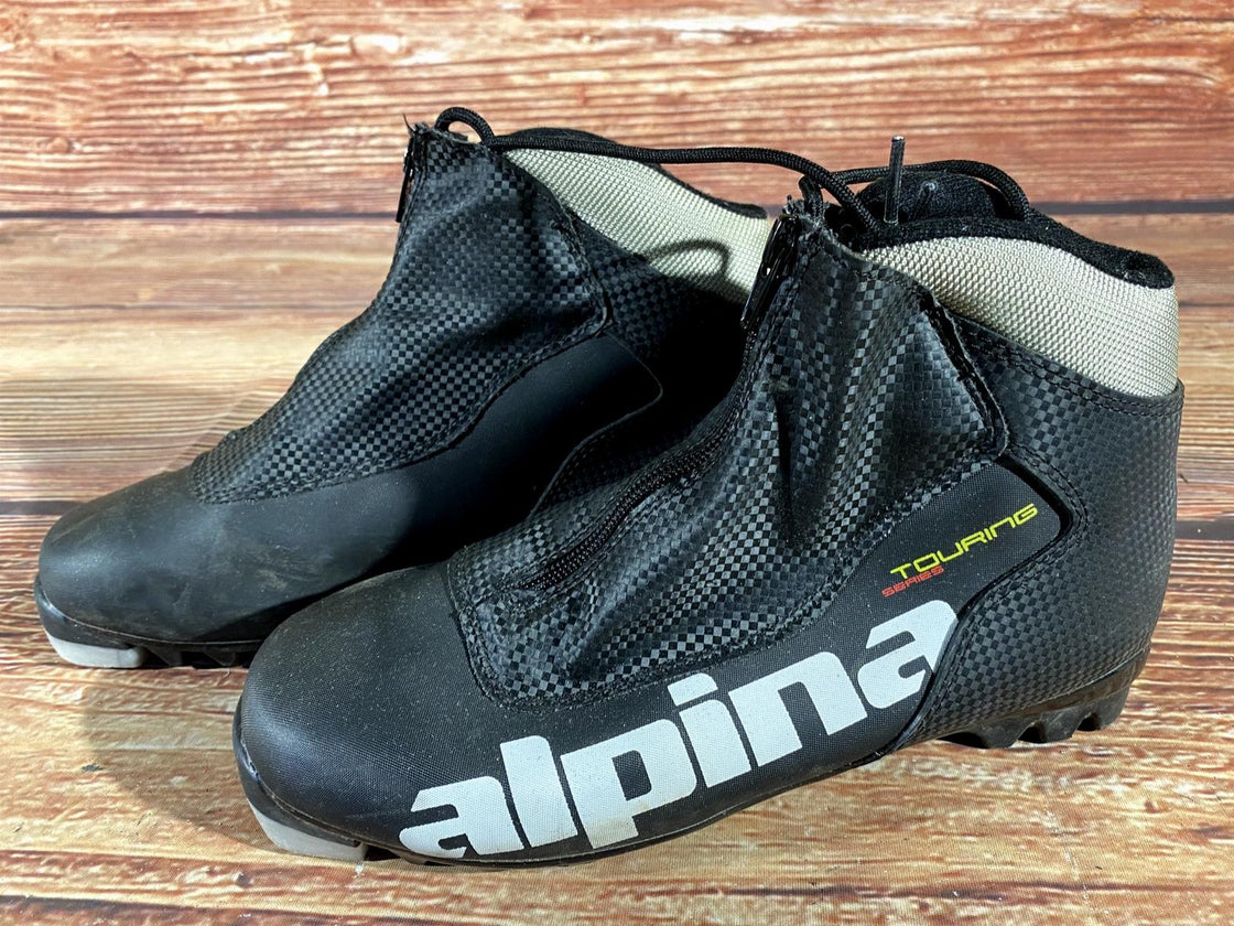 Alpina Touring Nordic Cross Country Ski Boots Size EU40 US7.5 for NNN 573