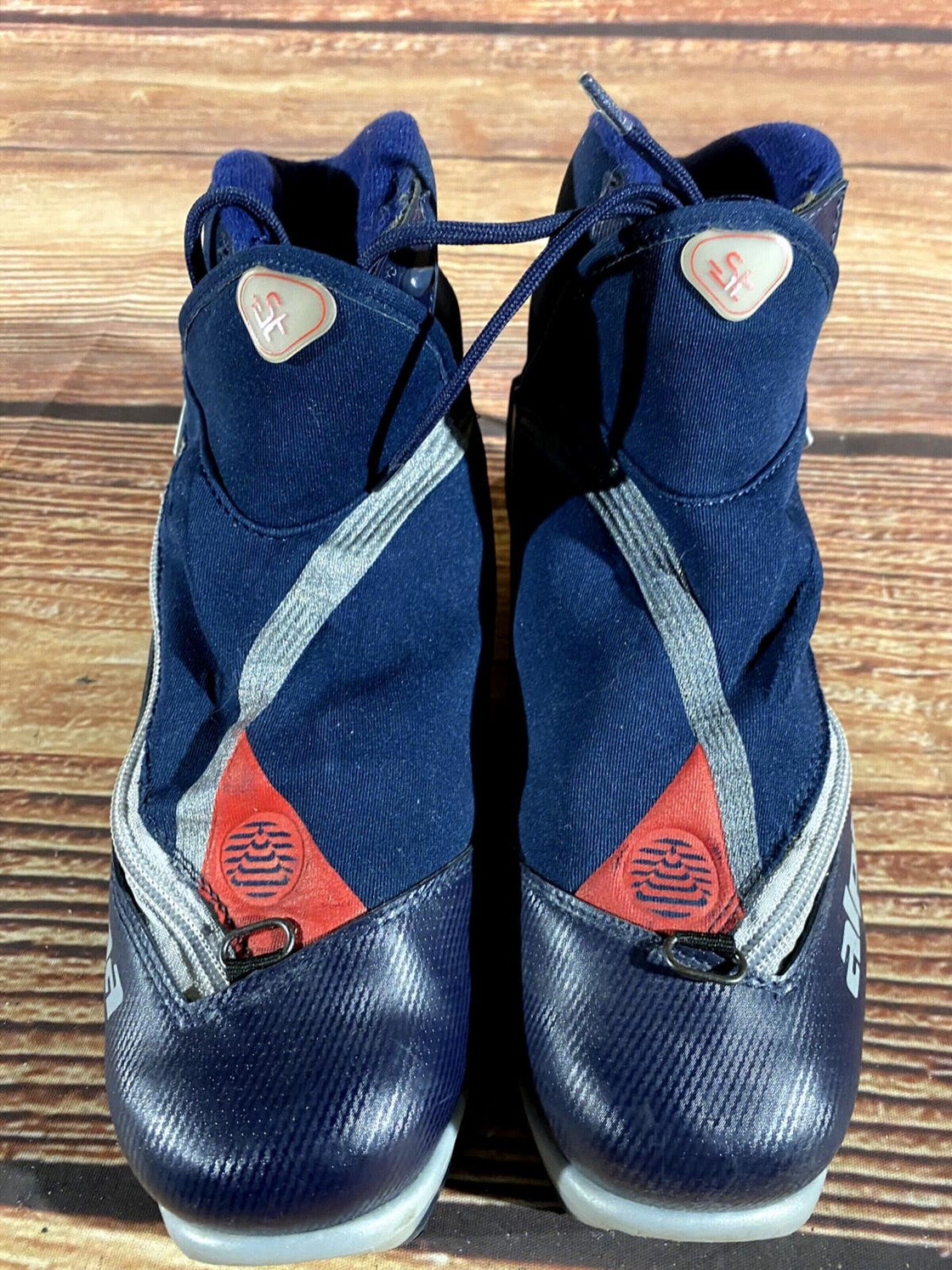 Alpina ST11 Nordic Cross Country Ski Boots Size EU39 US7 for NNN 3172