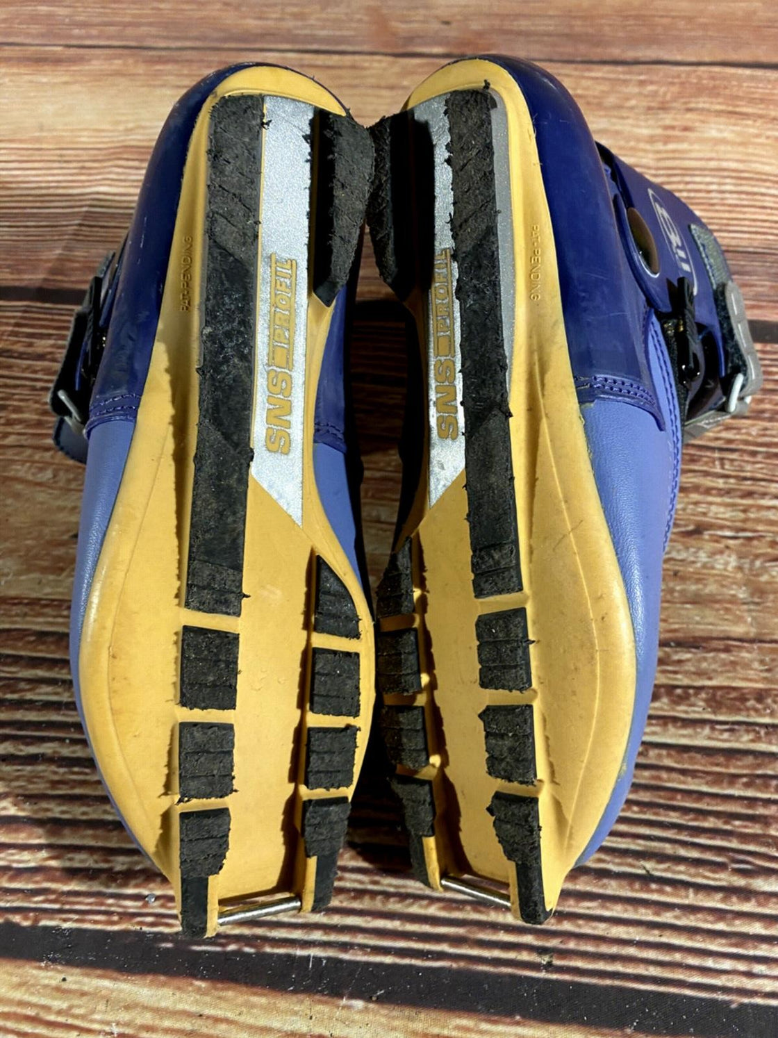 Salomon 811 SC Nordic Cross Country Ski Boots Size EU38 US6 SNS Profil 2006