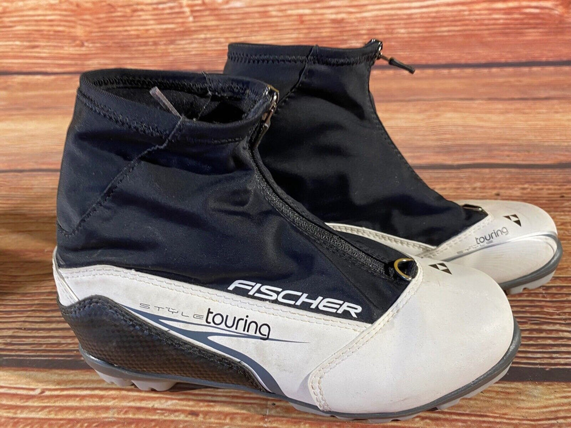 Fischer Style Touring Nordic Cross Country Ski Boots Size EU38 US6 NNN 1286