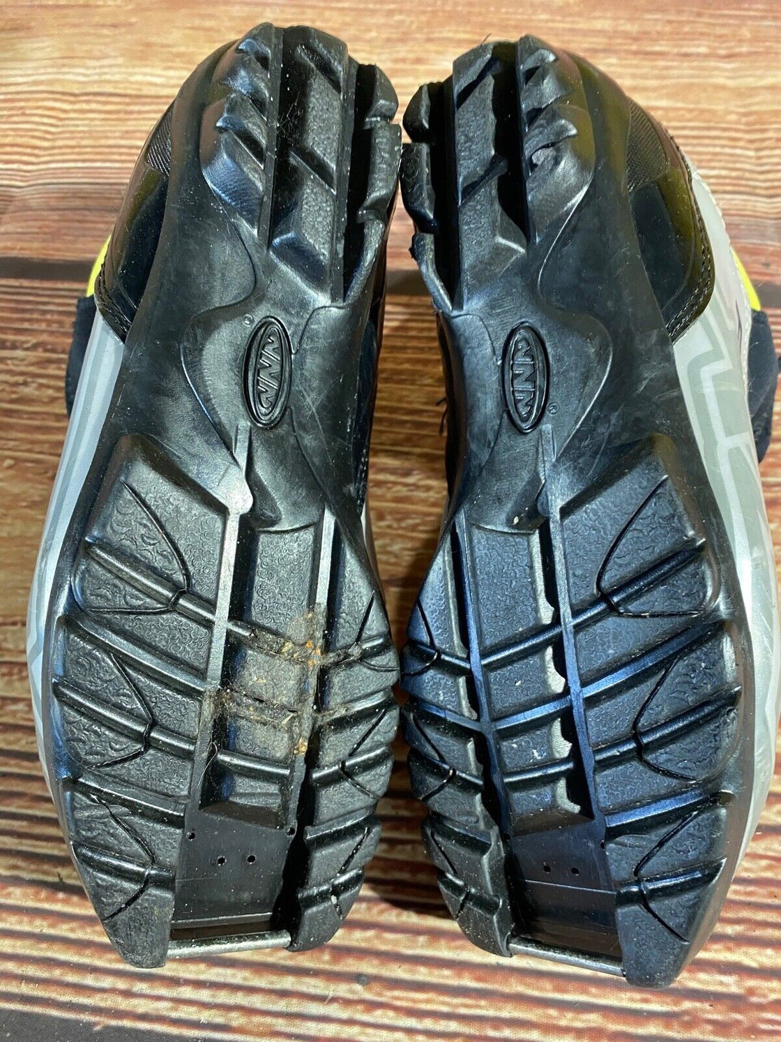 Fischer XJ Sprint Nordic Cross Country Ski Boots Size EU37 US5.5 NNN 1435