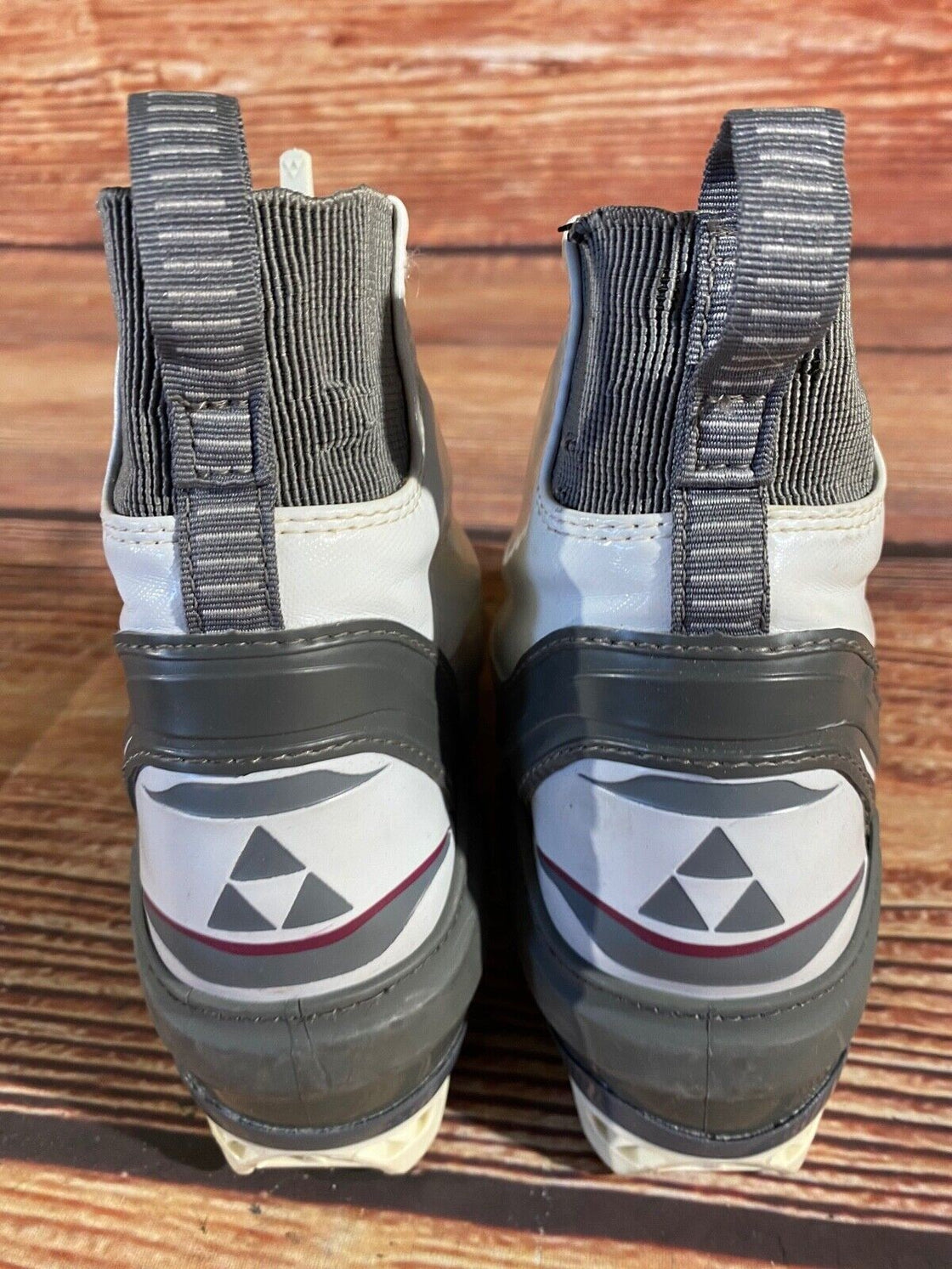 Fischer XC Comfort Nordic Cross Country Ski Boots Size EU39 US7 NNN 1432