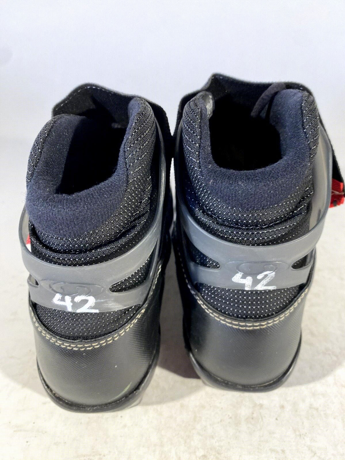 SALOMON Escape 6 Nordic Cross Country Ski Boots Size EU42 US8.5 SNS Pilot 2273