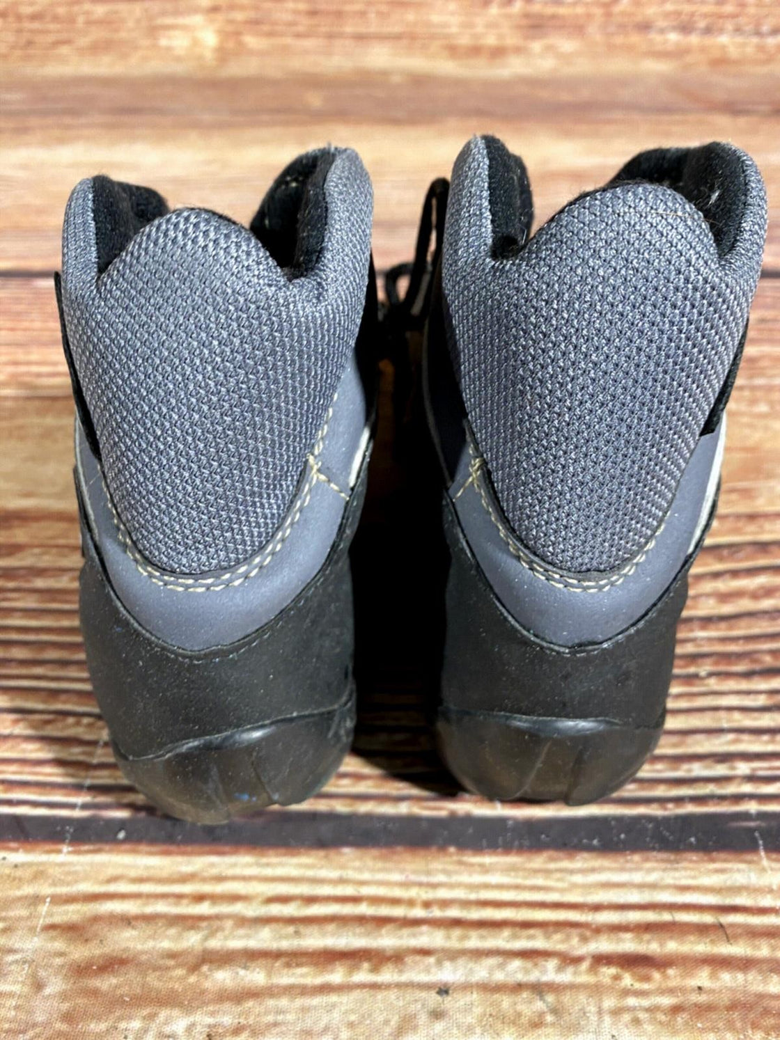 Salomon Nordic Classic Cross Country Ski Boots Size EU36 US5 SNS Profil 2268