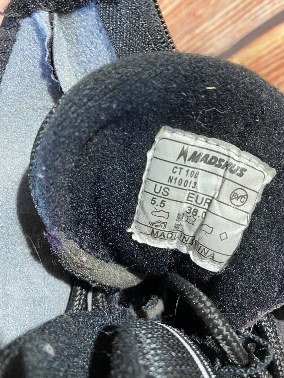 Madshus CT100 Nordic Cross Country Ski Boots Size EU38 US5.5 for NNN 2569