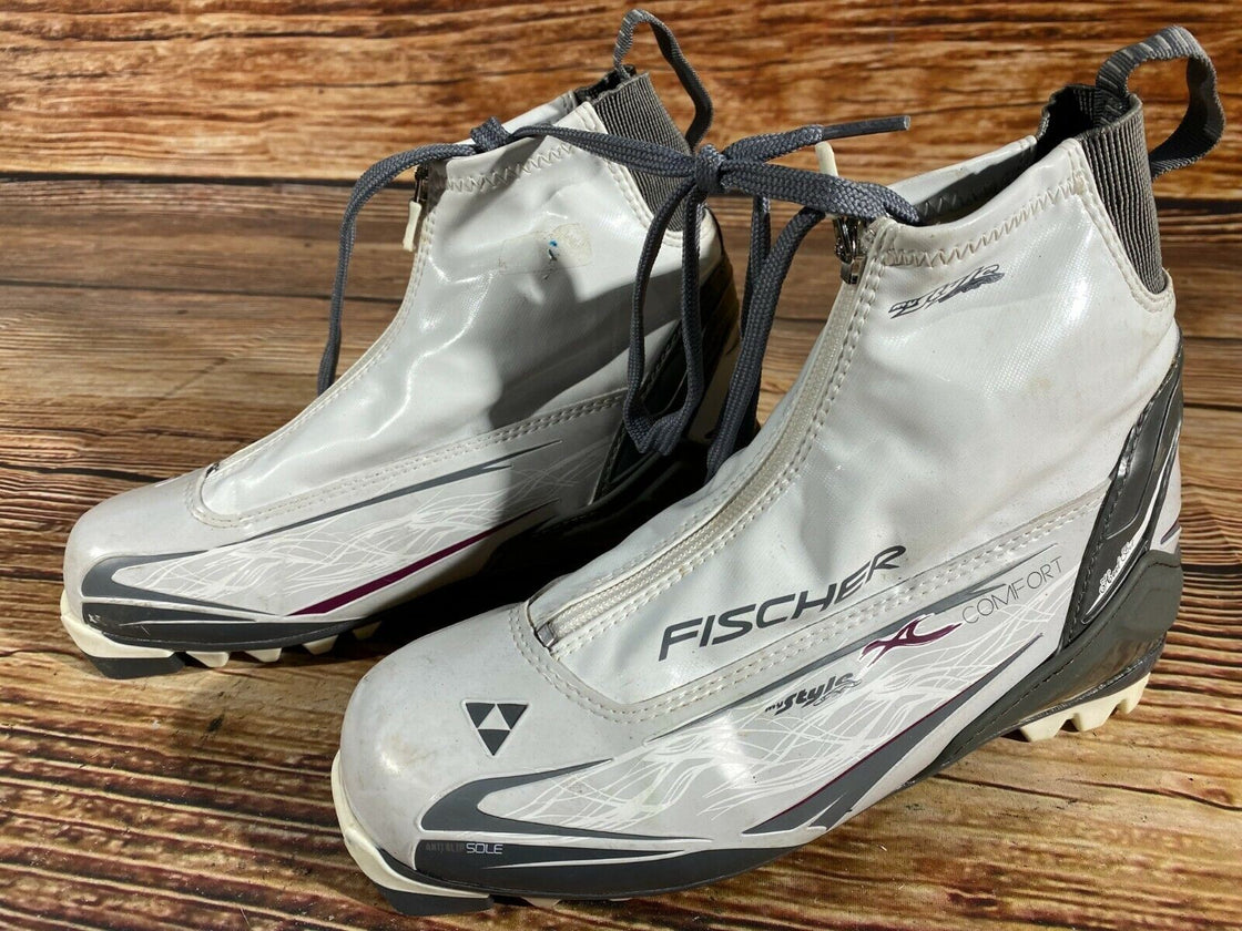 Fischer XC Comfort Nordic Cross Country Ski Boots Size EU39 US7 NNN 1301