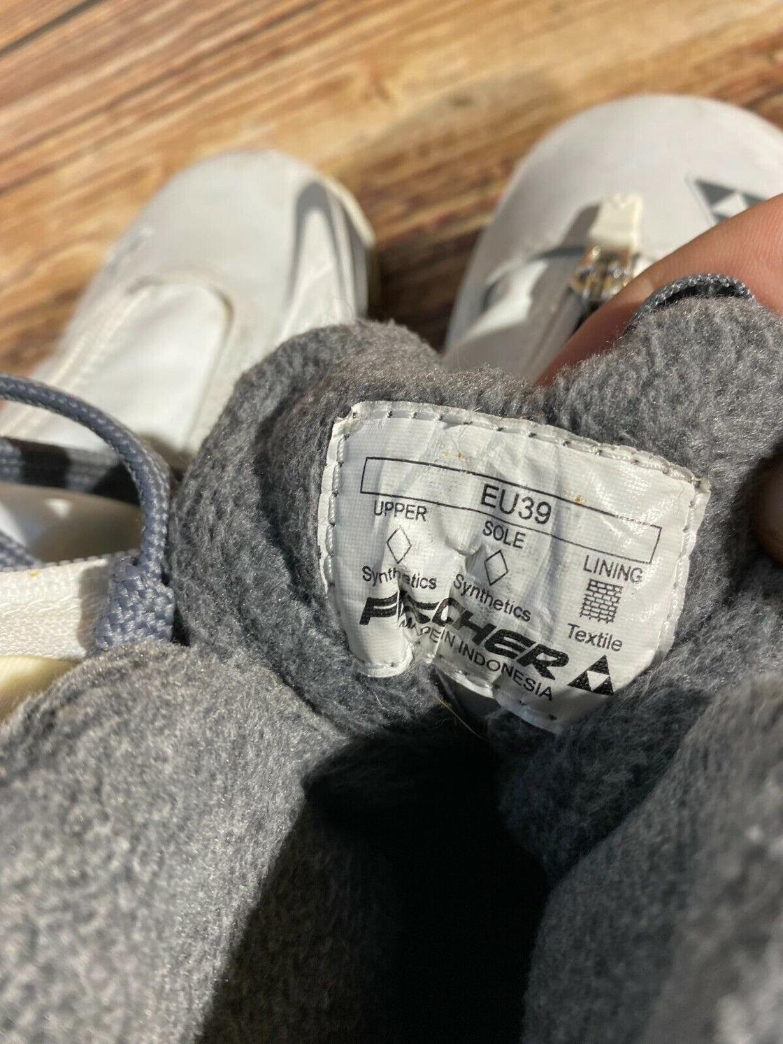 Fischer XC Comfort Nordic Cross Country Ski Boots Size EU39 US7 NNN 1301