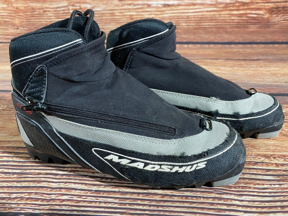 Madshus CT100 Nordic Classic Cross Country Ski Boots Size EU38 US6 for NNN 1974