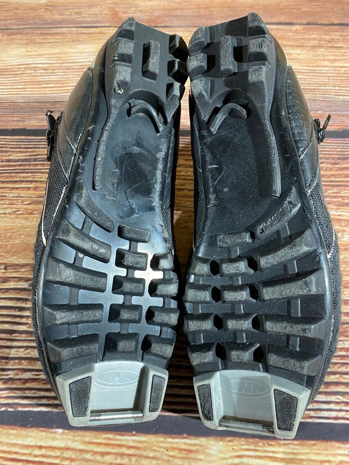 Madshus CT100 Nordic Classic Cross Country Ski Boots Size EU38 US6 for NNN 1974