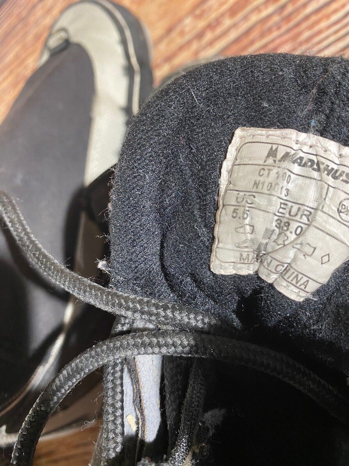 Madshus CT100 Nordic Classic Cross Country Ski Boots Size EU38 US6 for NNN 1974