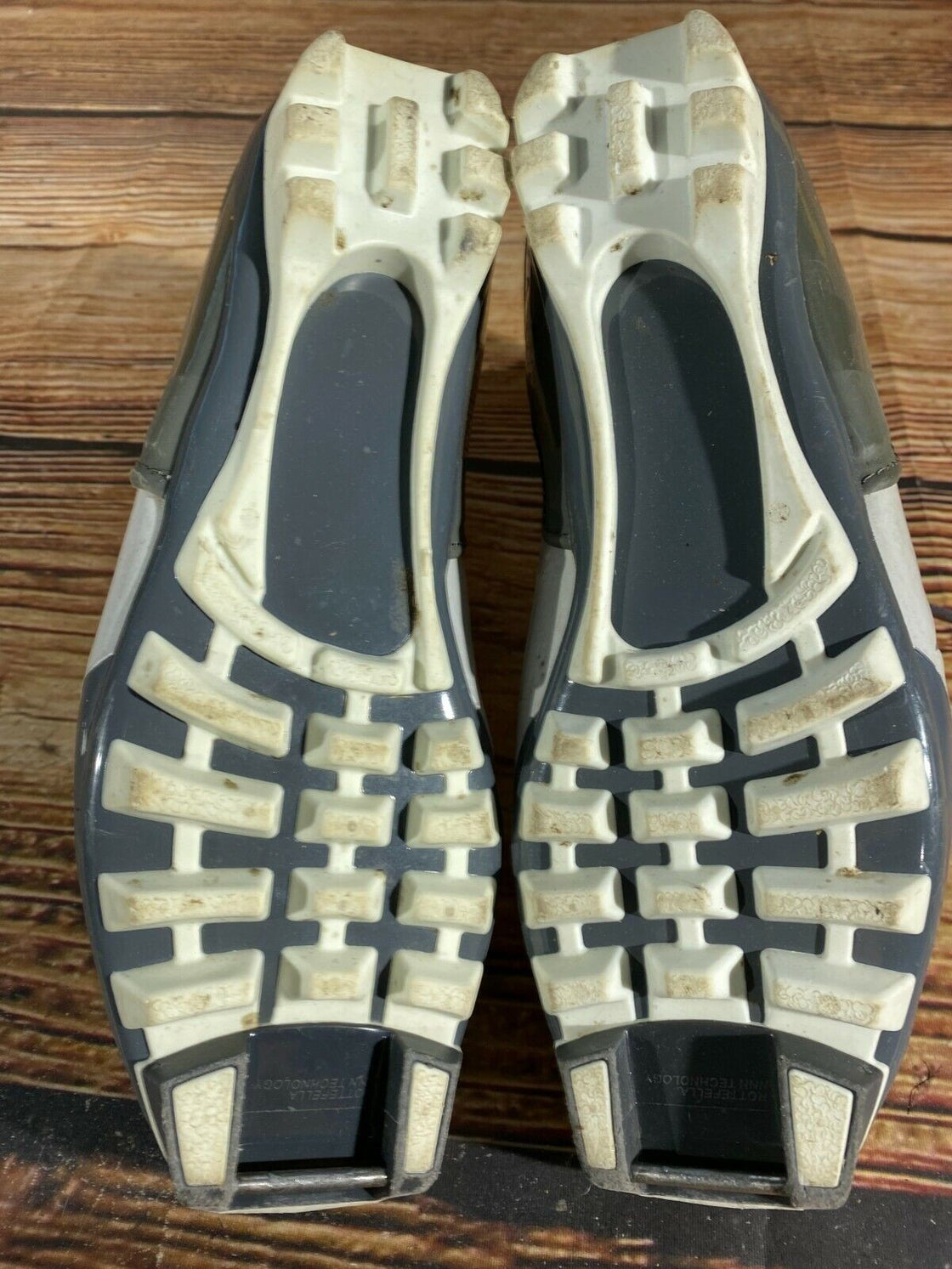 Fischer XC Comfort Nordic Cross Country Ski Boots Size EU40 US7.5 NNN 1557