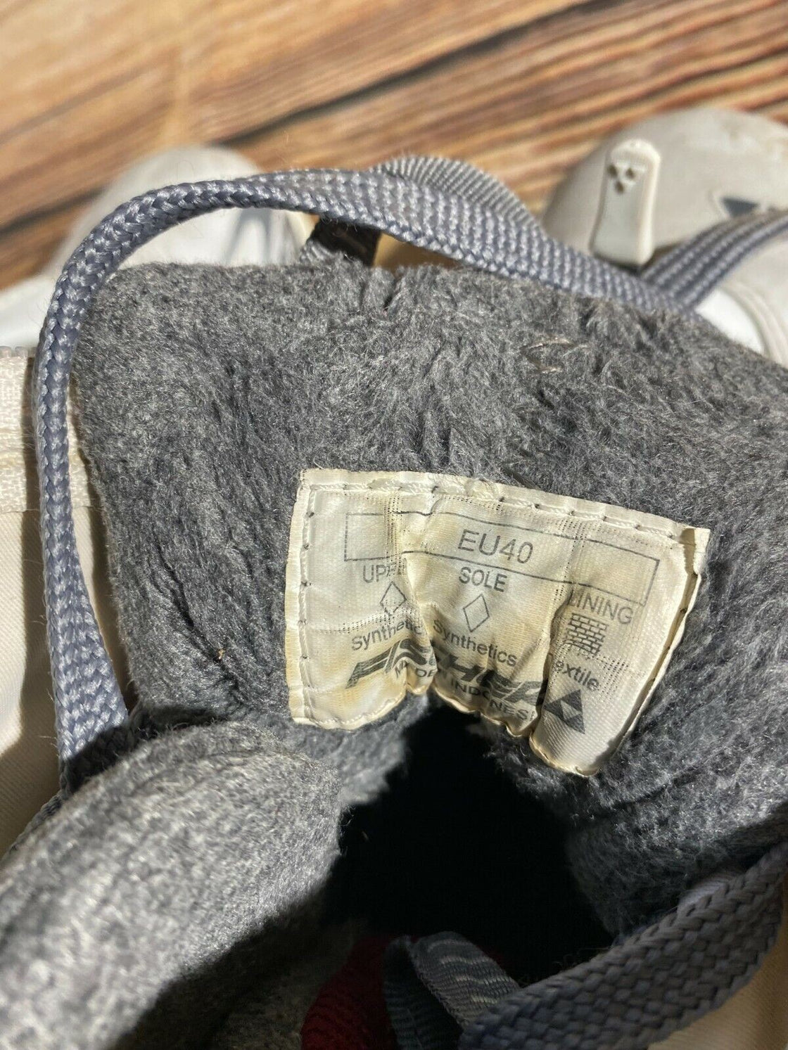 Fischer XC Comfort Nordic Cross Country Ski Boots Size EU40 US7.5 NNN 1557