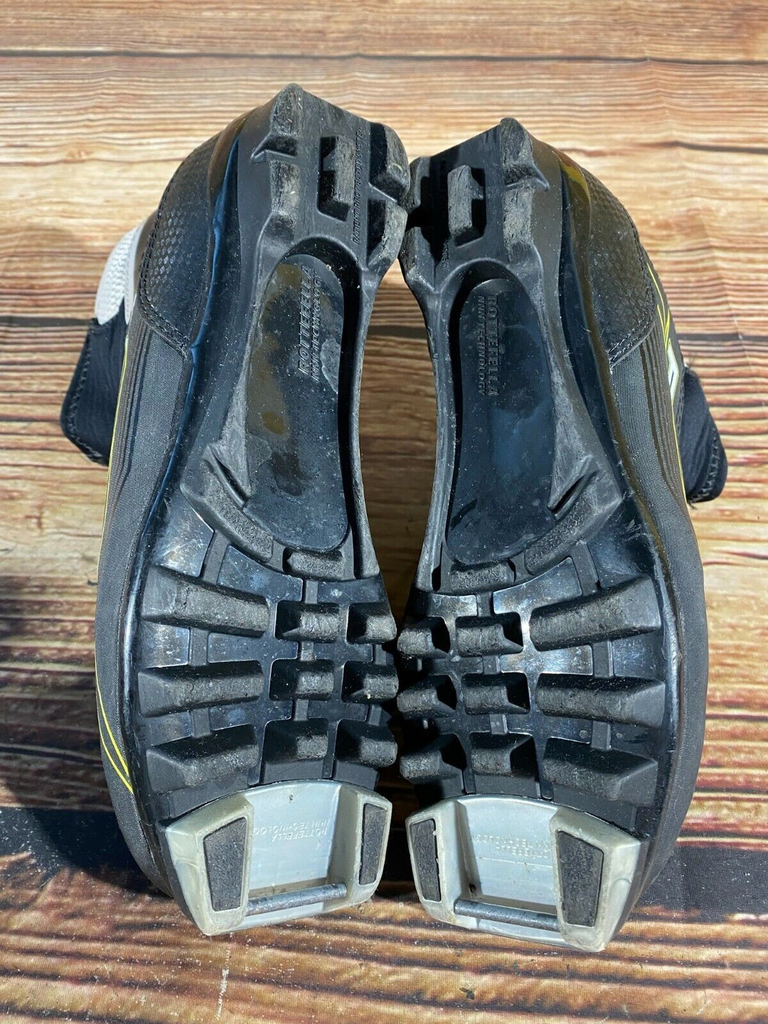 Fischer Ultimate Cross Country Classic Ski Boots Size EU37 US5 NNN 1349