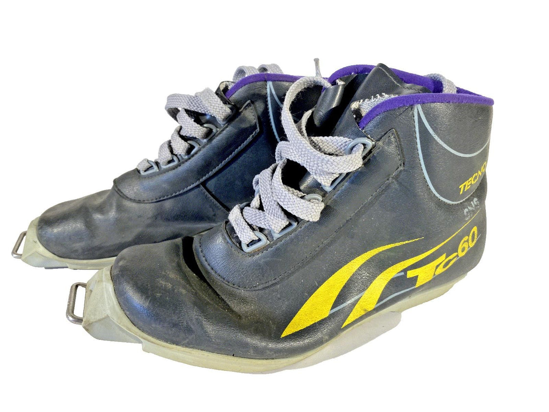 Tecno TC60  Nordic Cross Country Ski Boots Size EU39 US7 SNS Old Bindings 1200
