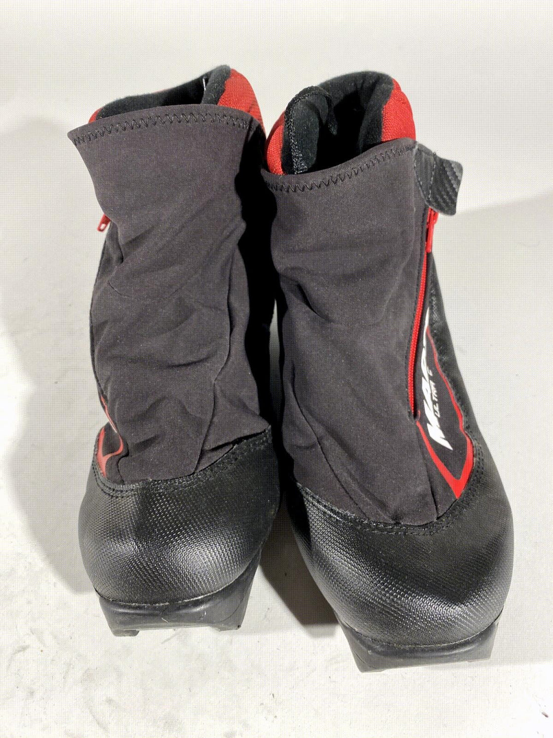 Madshus Ultra C Nordic Cross Country Ski Boots EU39 US6 NNN 2670