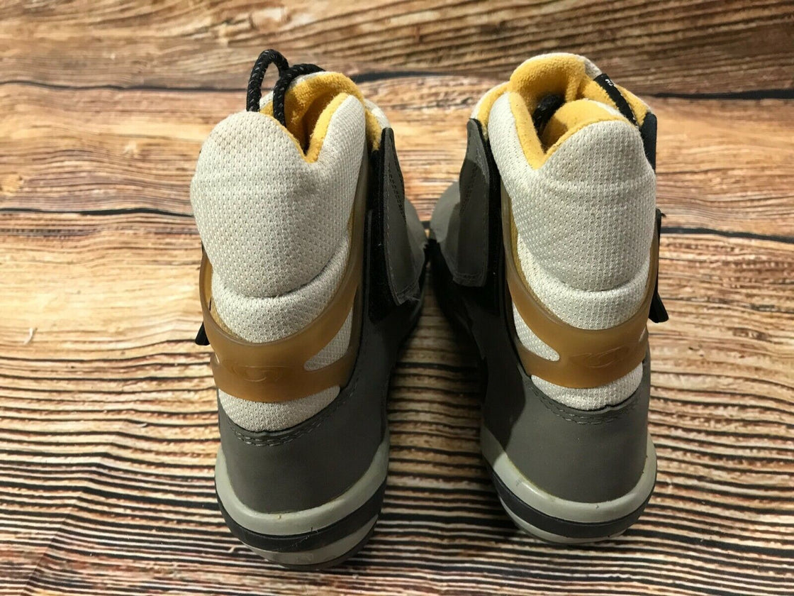 SALOMON Nordic Classic Cross Country Ski Boots Size EU38 US6.5 SNS Profil 2161