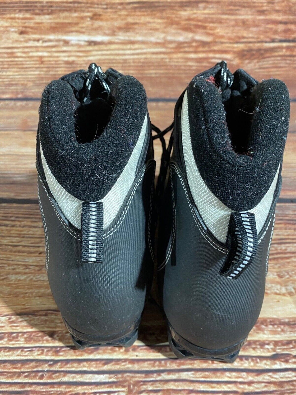 Rossignol X1 Tour Nordic Cross Country Ski Boots EU42 US9 NNN 2577