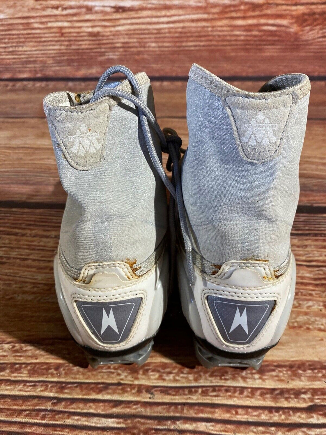 Madshus Metis RPC Nordic Cross Country Ski Boots Size EU38 US6.5 for NNN 2621