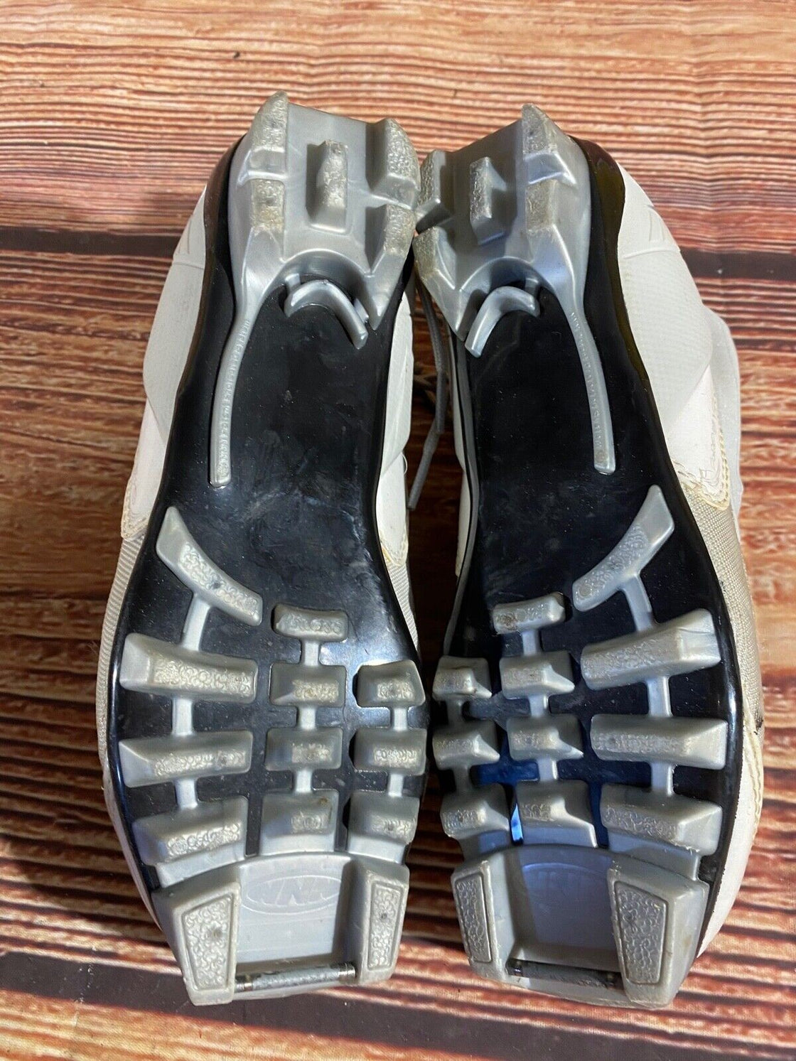 Madshus Metis RPC Nordic Cross Country Ski Boots Size EU38 US6.5 for NNN 2621