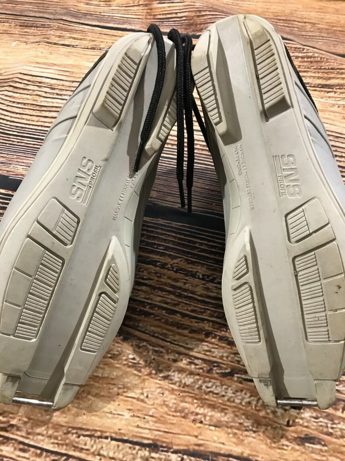 Fischer SL Sport NF Cross Country Ski Boots Size EU37 US5 SNS Profil 1586