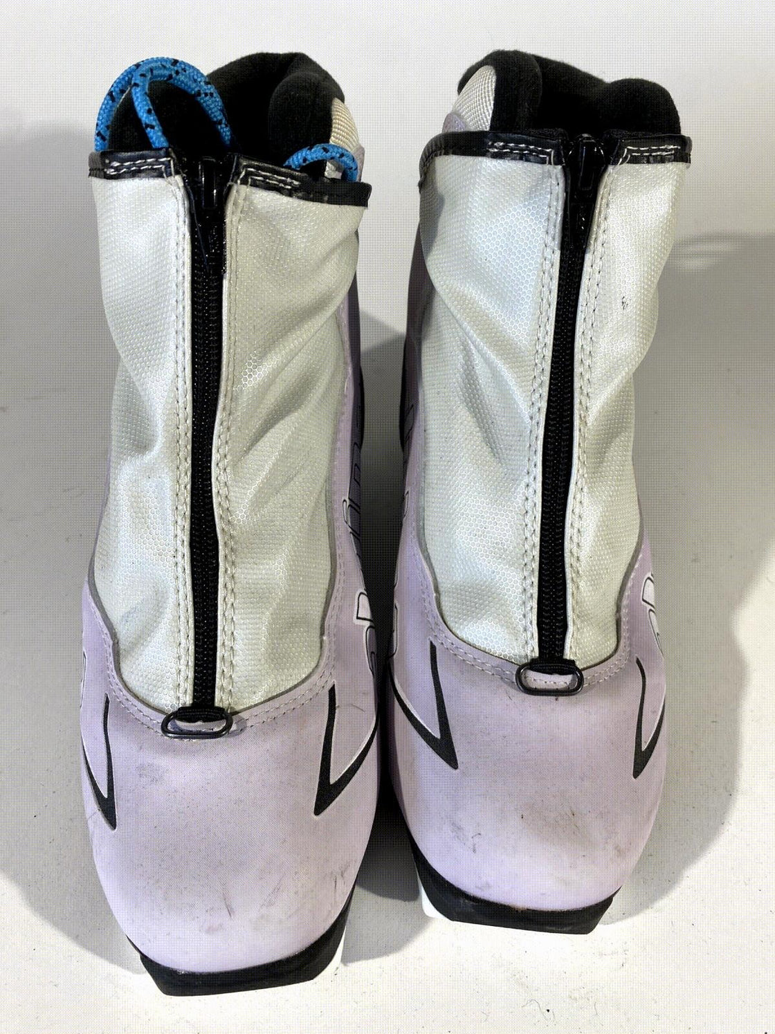 Alpina T5 Plus Nordic Cross Country Nordic Ski Boots Size EU39 US7 NNN 3184