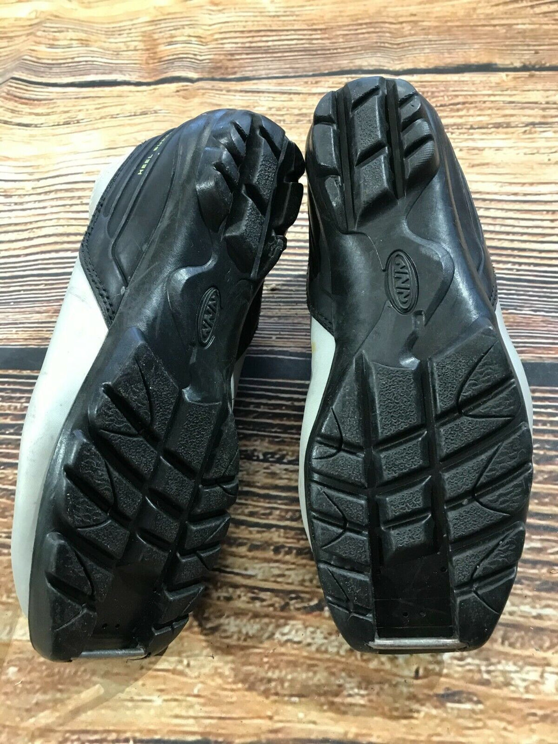 Fischer XJ Sprint Cross Country Classic Ski Boots Size EU38 US6 NNN 1171