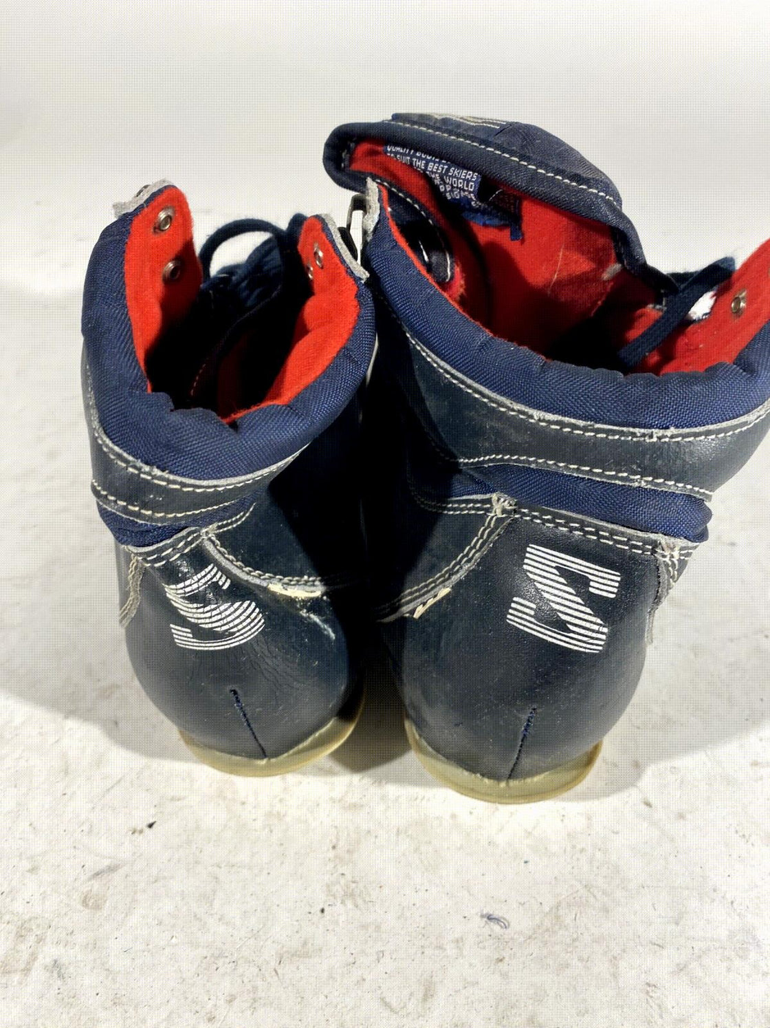 Salomon Nordic Cross Country Ski Boots Size EU41 US8 for SNS Old Bindings 1244