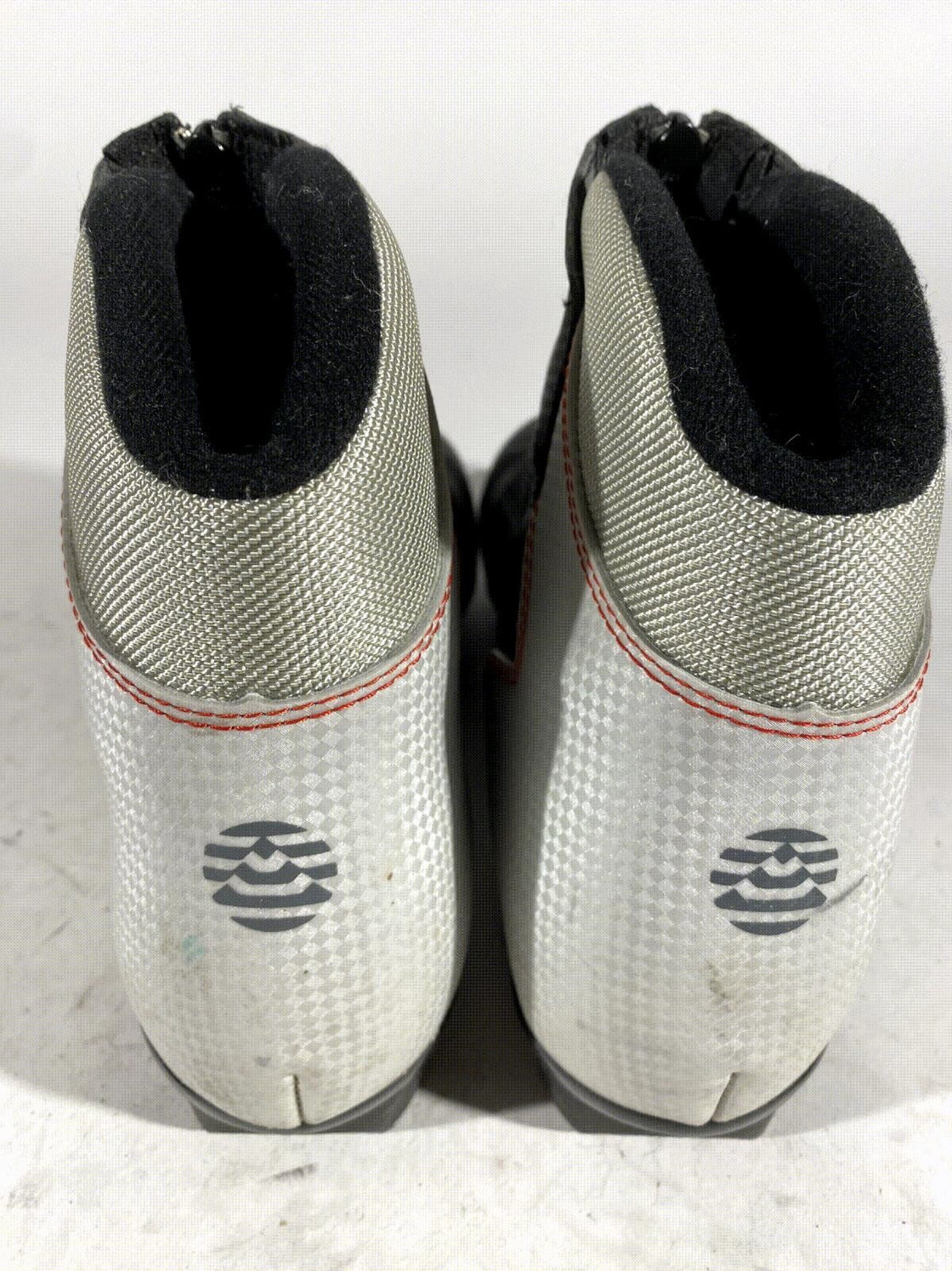 Alpina Touring Nordic Cross Country Ski Boots Size EU42 US9 for NNN 910