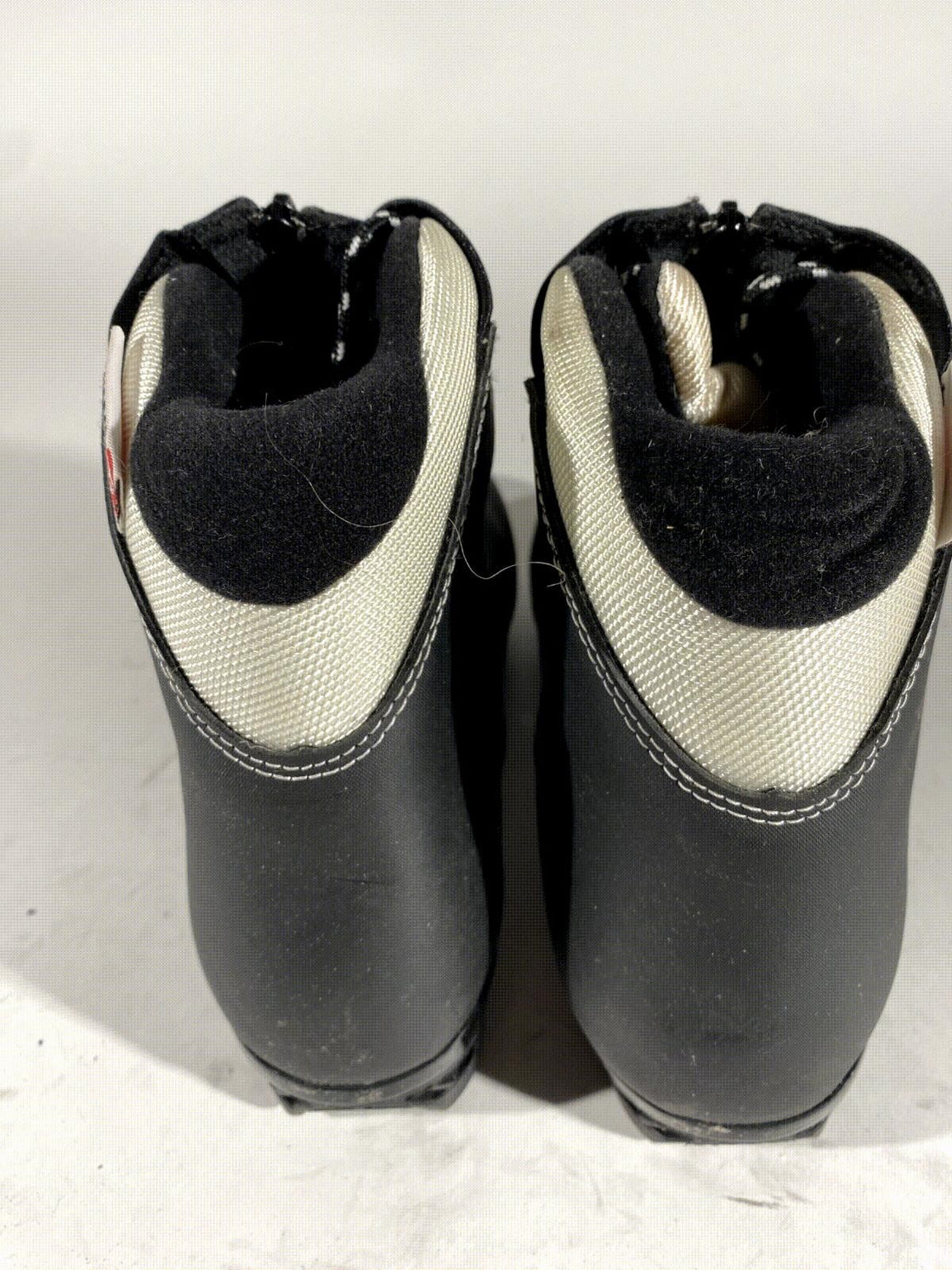 Rossignol X-Tour Ultra Nordic Cross Country Ski Boots Size EU44 US10.5 NNN 2499