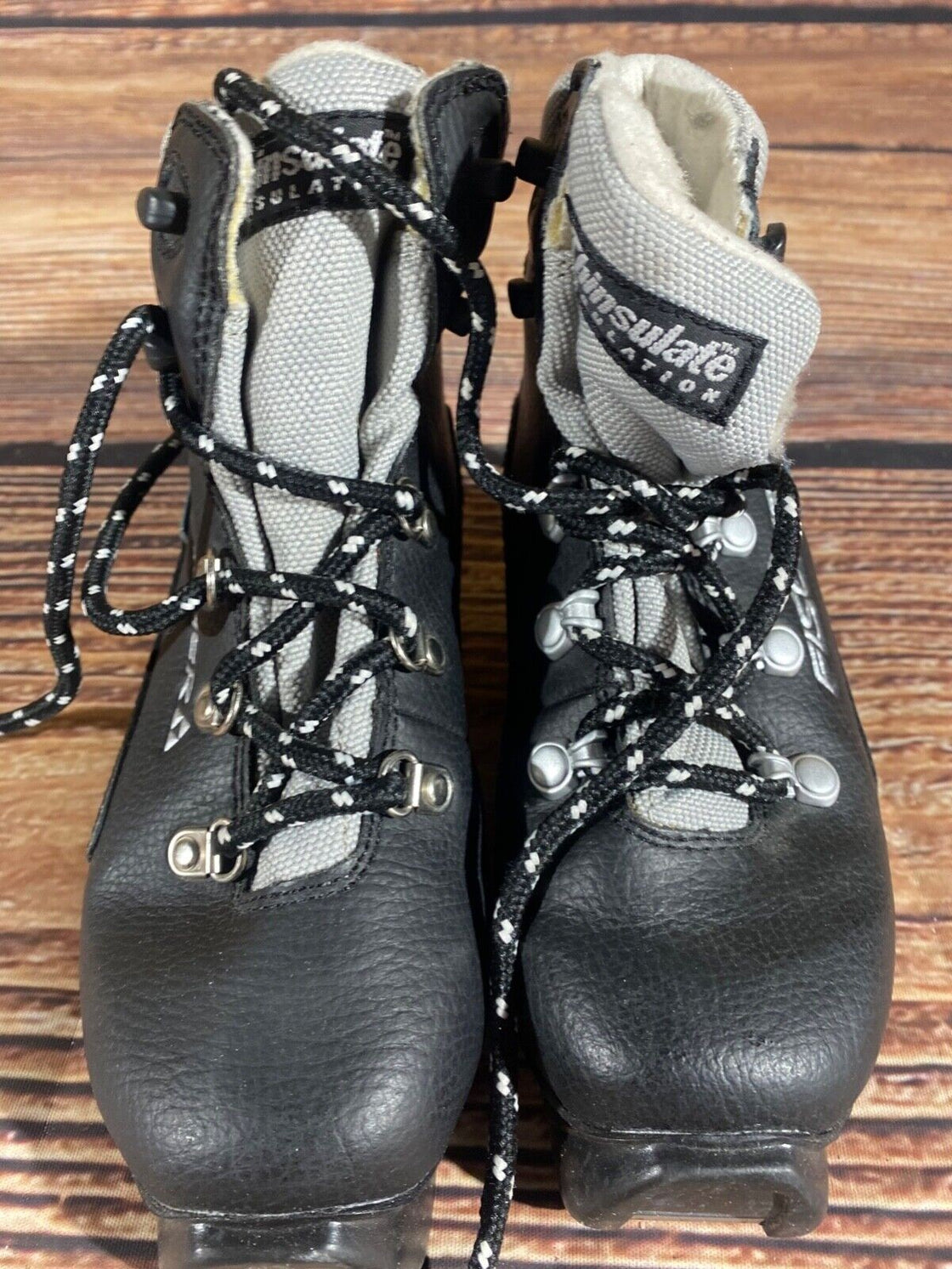 Fischer Kids Nordic Cross Country Ski Boots Size EU31 US12.5 SNS Profil F-509