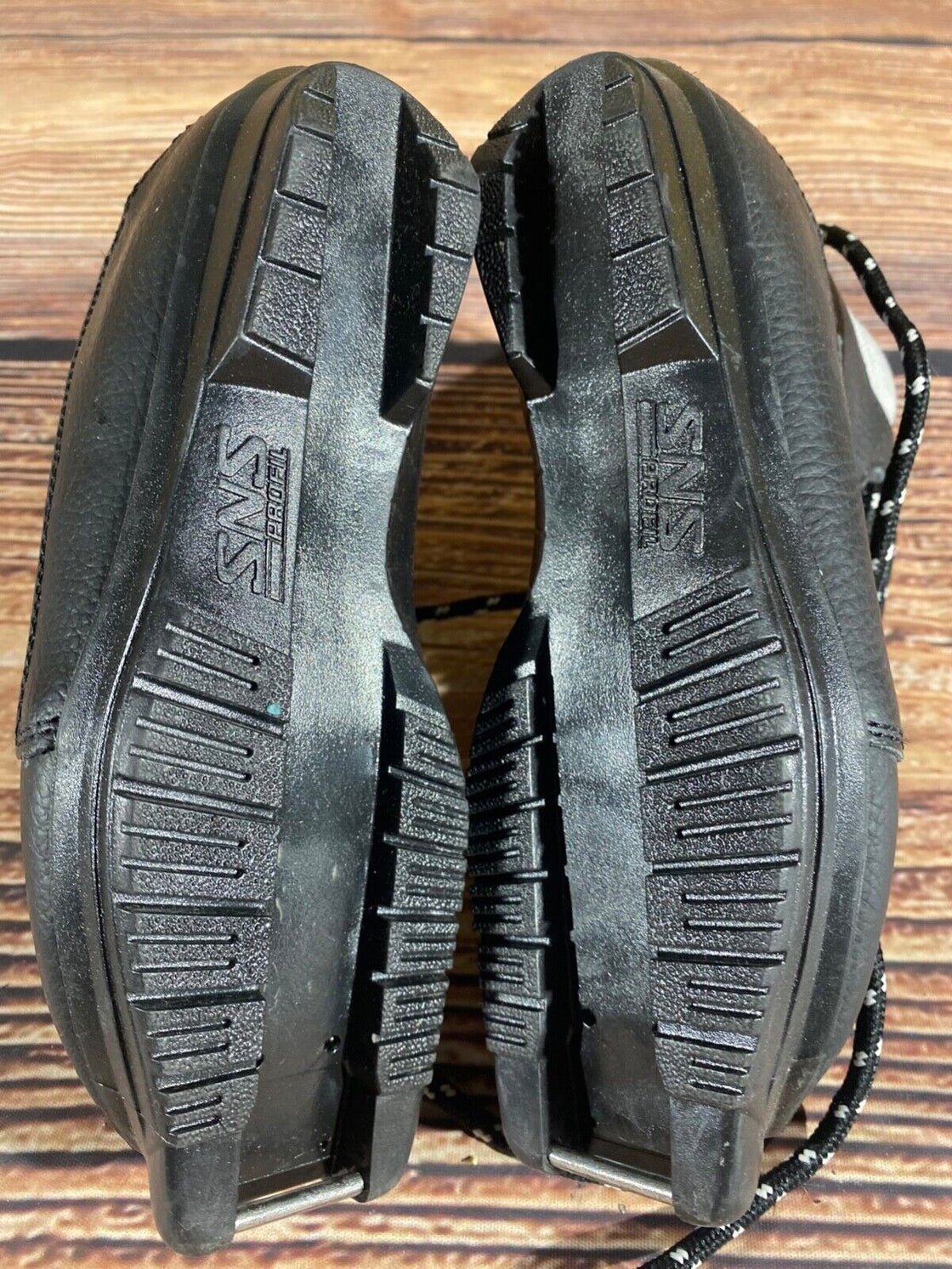 Fischer Kids Nordic Cross Country Ski Boots Size EU31 US12.5 SNS Profil F-509