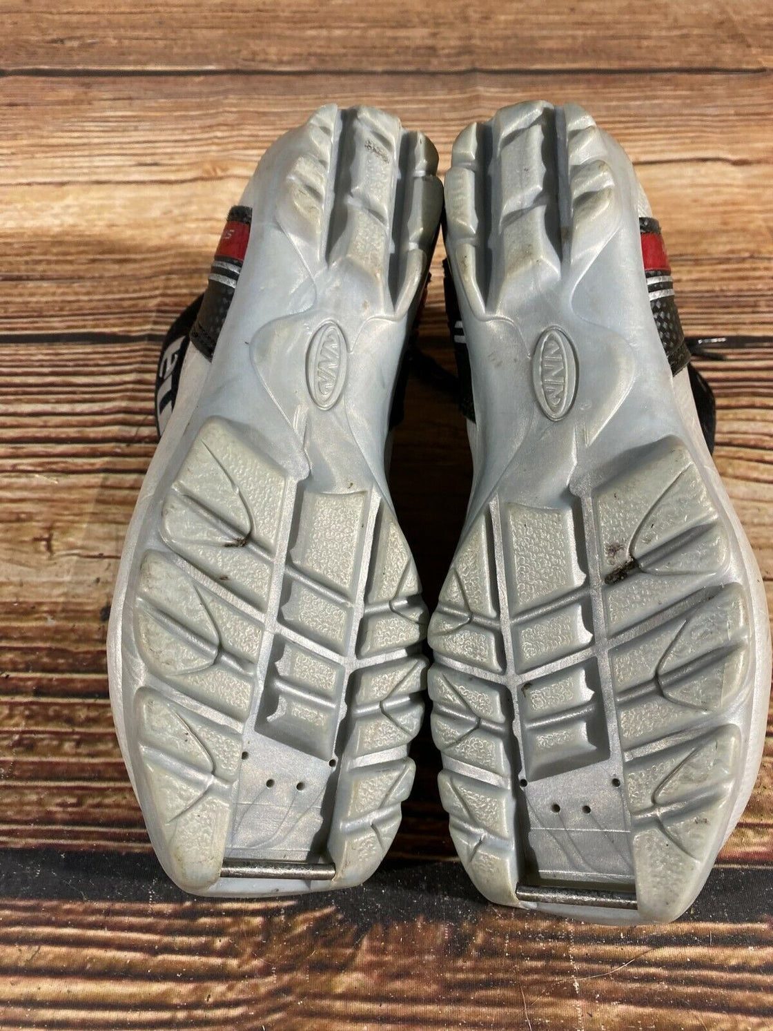 Alpina ST10 JR Nordic Cross Country Ski Boots Size EU35 US3.5 NNN bindings 574