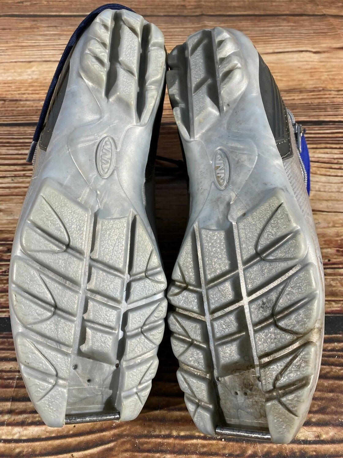 Alpina ST11j Nordic Cross Country Ski Boots Size EU39 US7 NNN 2997