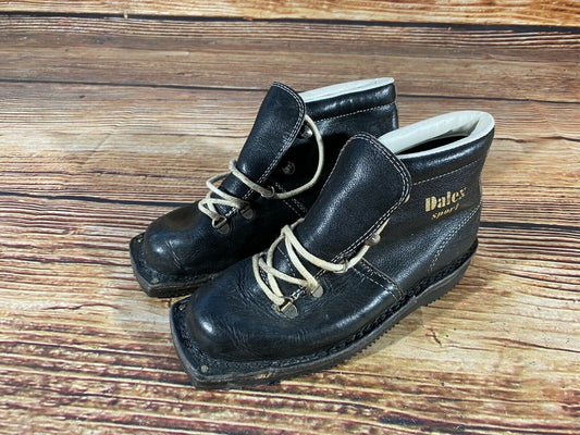 Dalex Cross Country Ski Boots Backcountry 75mm NN EU 34 US 3 Kids Vintage KL174