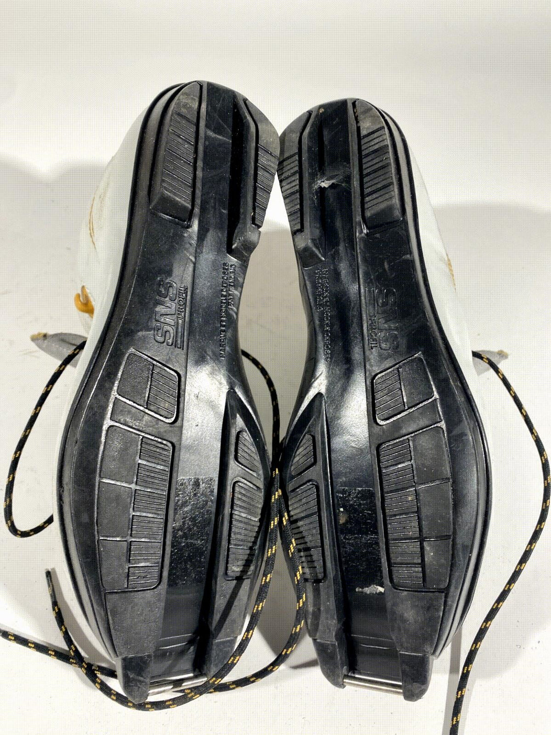 Salomon Nordic Cross Country Ski Boots Size EU39 US7 SNS Profil 2311