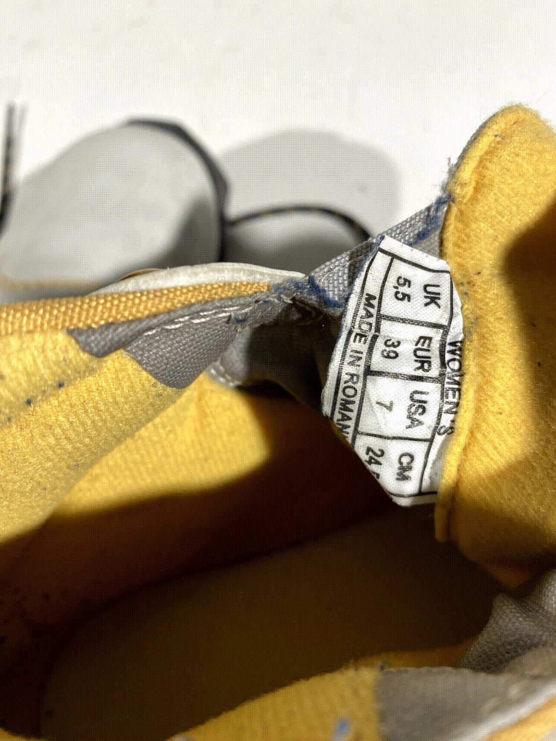 Salomon Nordic Cross Country Ski Boots Size EU39 US7 SNS Profil 2311