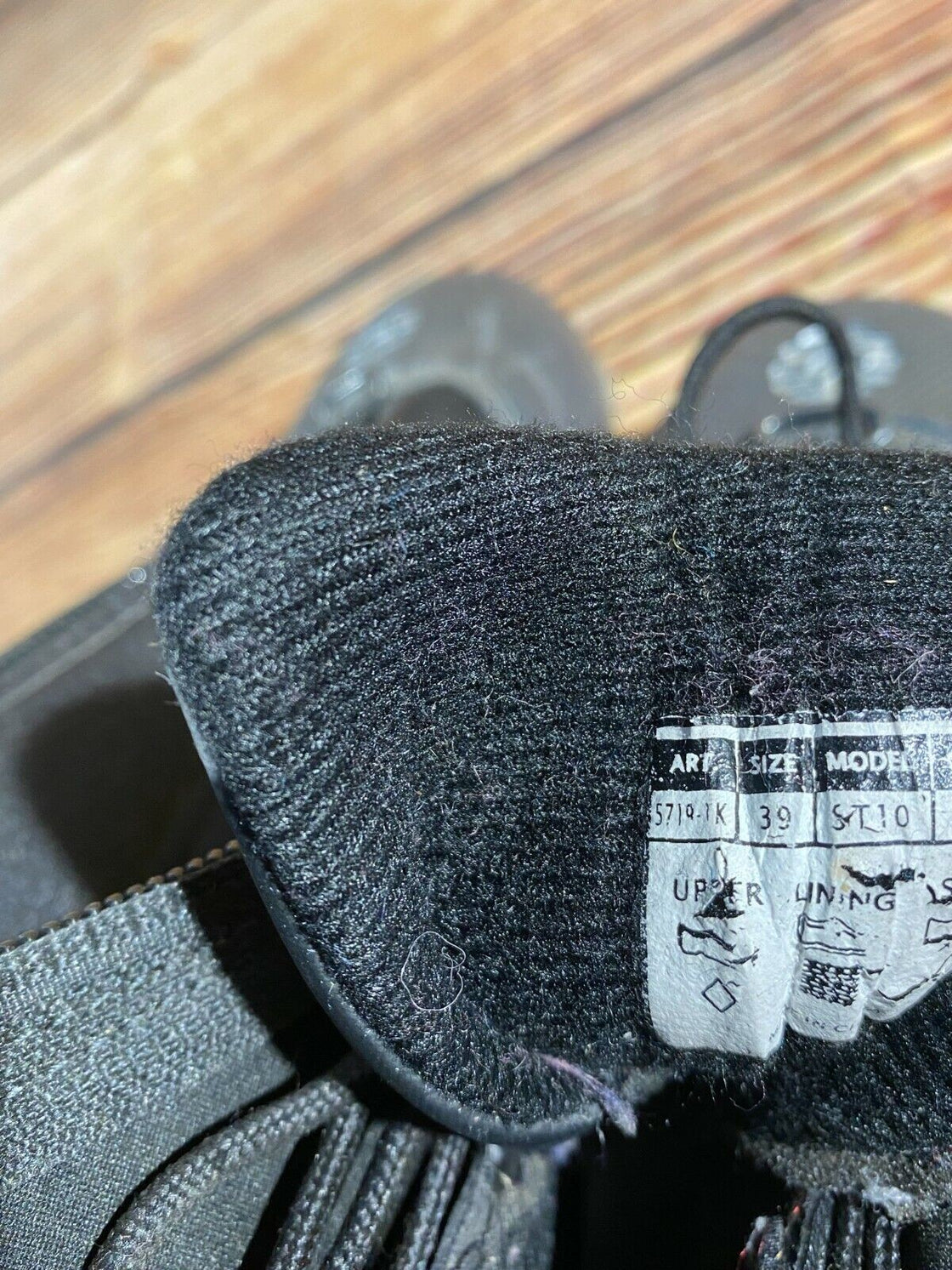 Alpina ST10 Nordic Cross Country Ski Boots Size EU39 US7 for NNN 2883