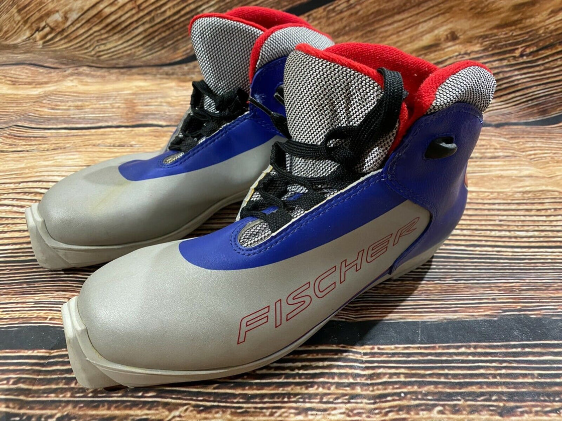FISCHER Nordic Cross Country Ski Boots Size EU39 US7 SNS Profil  1137