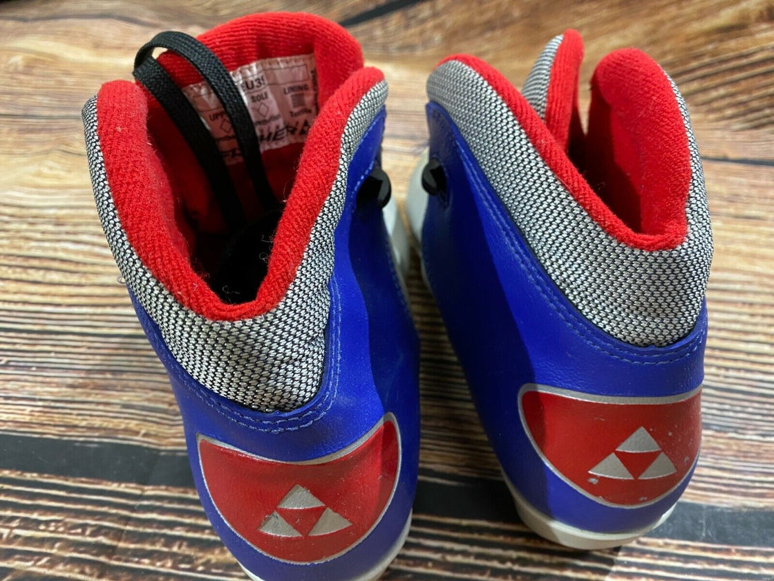 FISCHER Nordic Cross Country Ski Boots Size EU39 US7 SNS Profil  1137