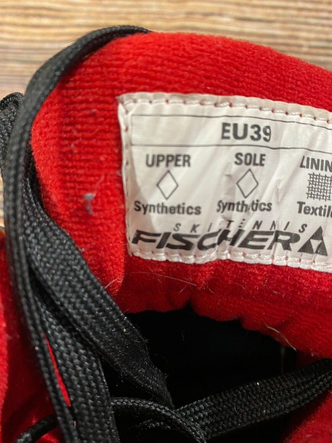 FISCHER Nordic Cross Country Ski Boots Size EU39 US7 SNS Profil  1137