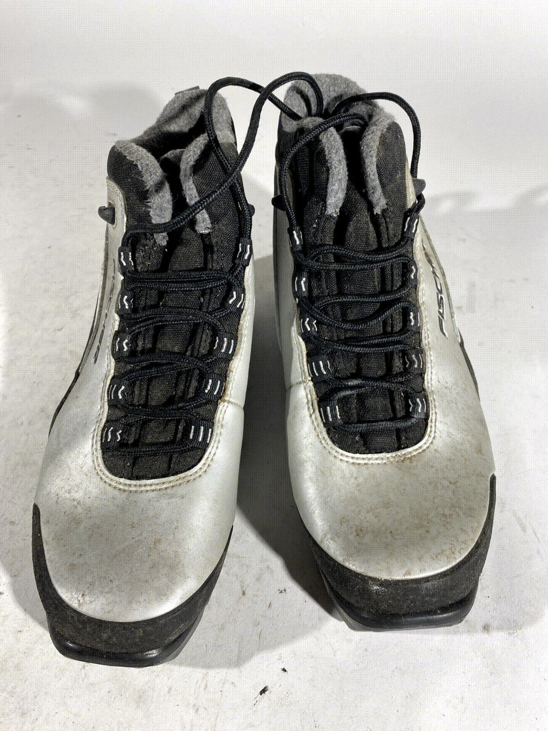 Fischer Comfort Cruiser Nordic Cross Country Ski Boots Size EU41 US8 NNN 1193