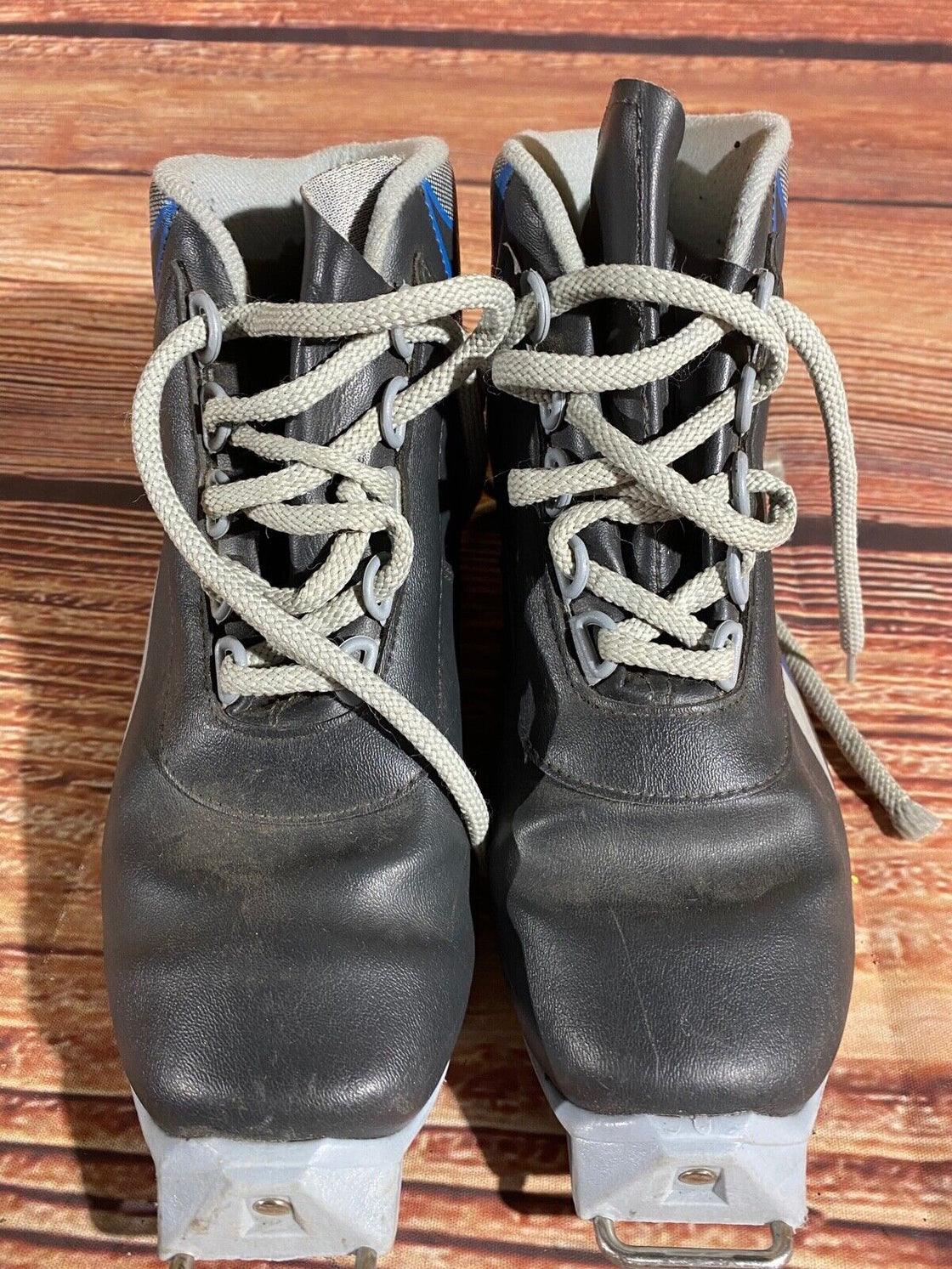 Tecno Nordic Cross Country Ski Boots Size EU38 US6 for SNS Old Bindings 1217