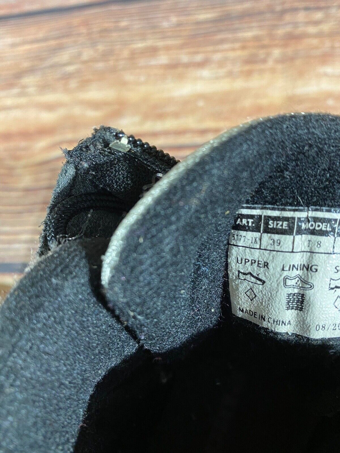 Alpina Touring Nordic Cross Country Ski Boots Size EU39 US7 for NNN 642