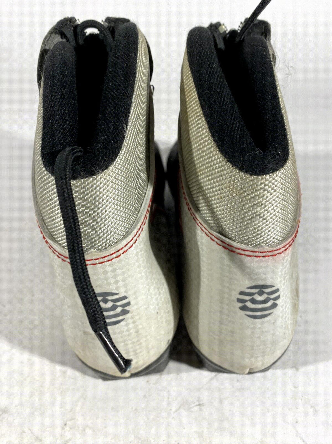 Alpina Touring Nordic Cross Country Ski Boots Size EU43 US9.5 for NNN 625