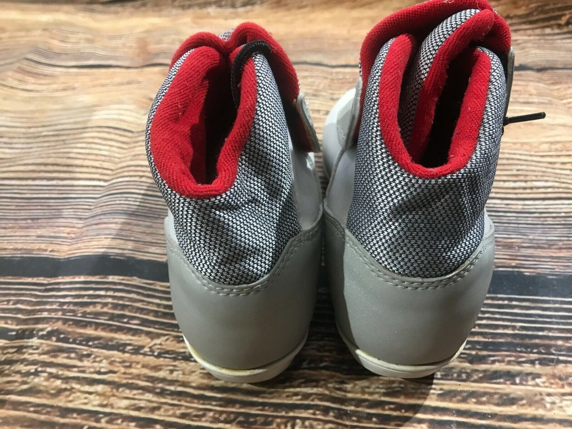 Fischer XJ Sport Cross Country Ski Boots Size EU37 US5 SNS Profil 1190