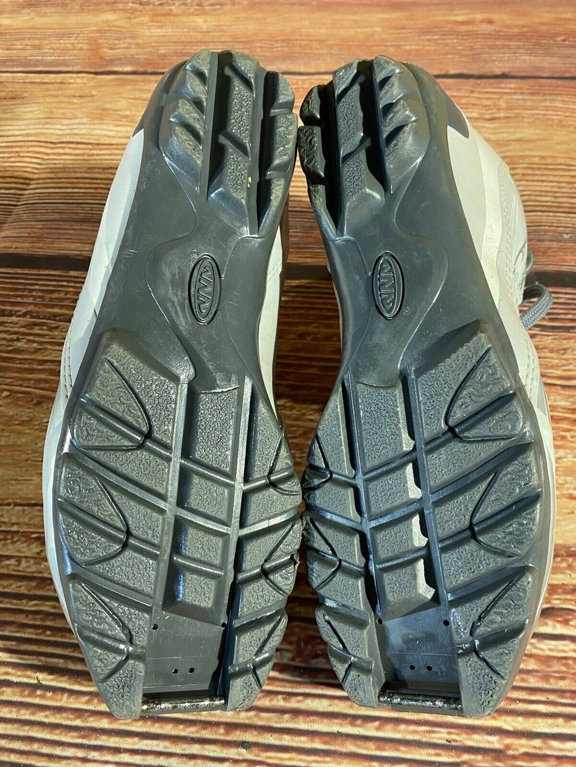 Fischer XC Sport Nordic Cross Country Ski Boots Size EU41 US8 NNN 1564