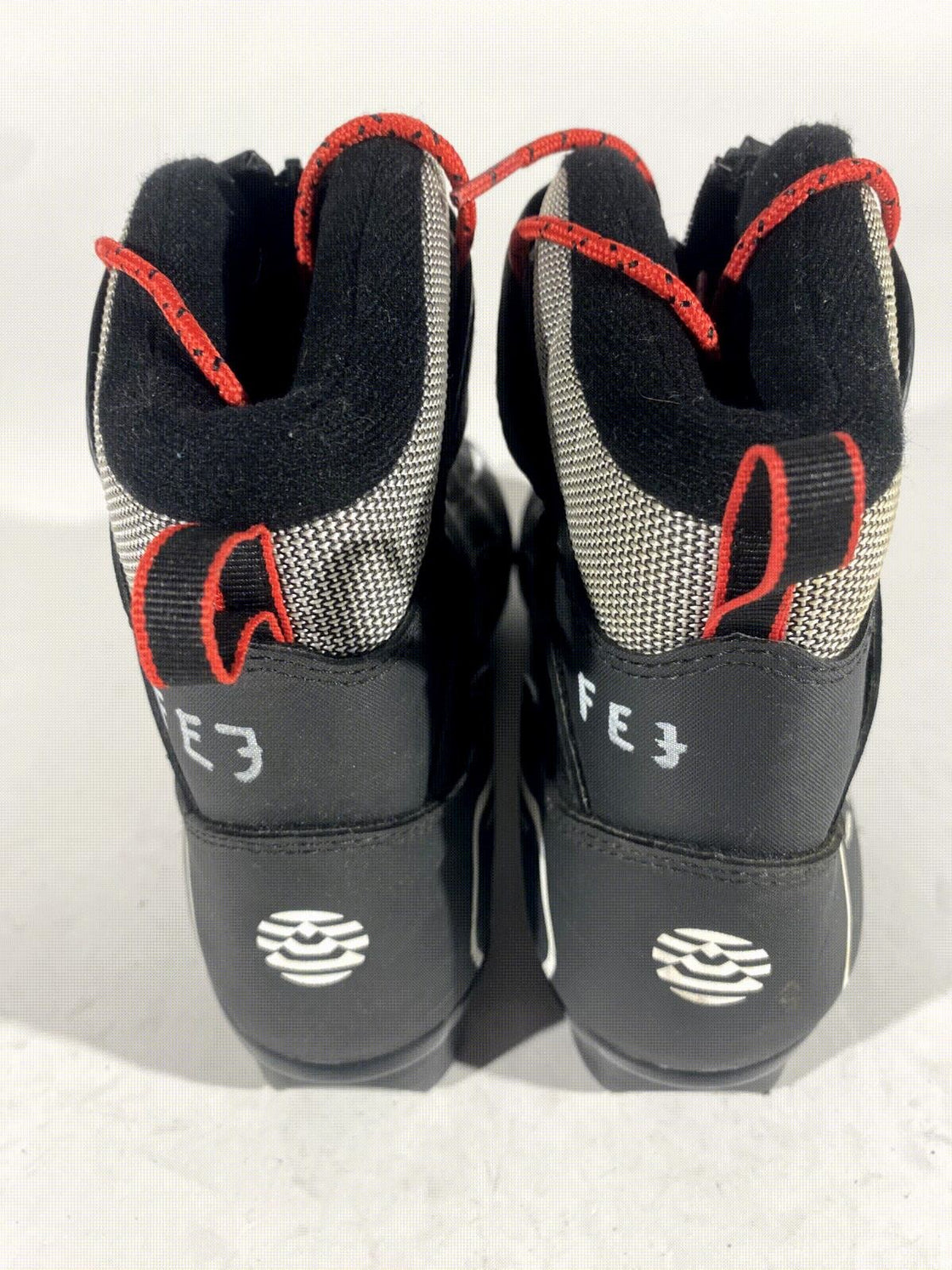 Alpina T5 Plus Nordic Cross Country Ski Boots Size EU40 US7.5 for NNN 2825